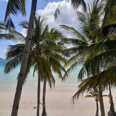 Bluewaves Beach House Balabag  Bagian luar foto