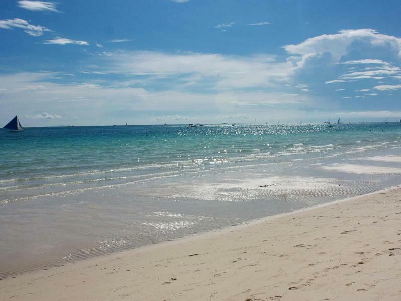 Bluewaves Beach House Balabag  Bagian luar foto